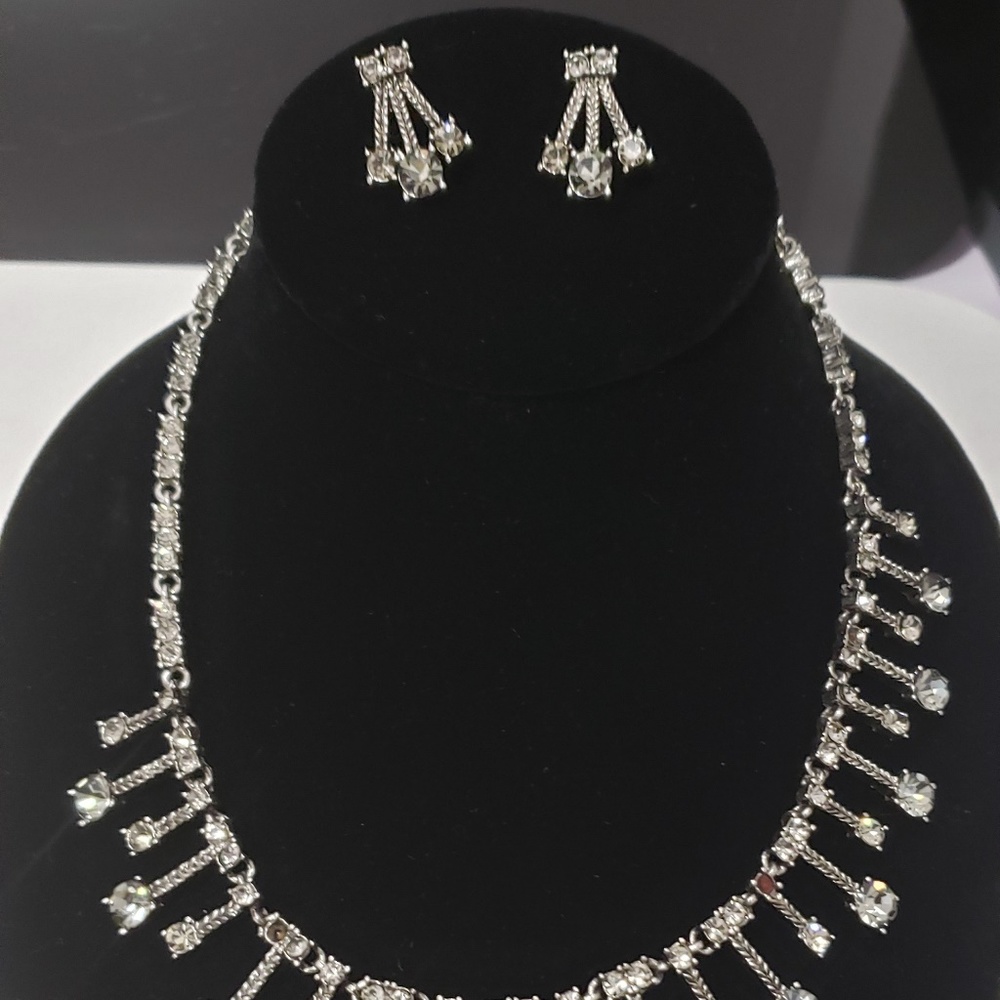 Necklace Set - Picture 5 of 5